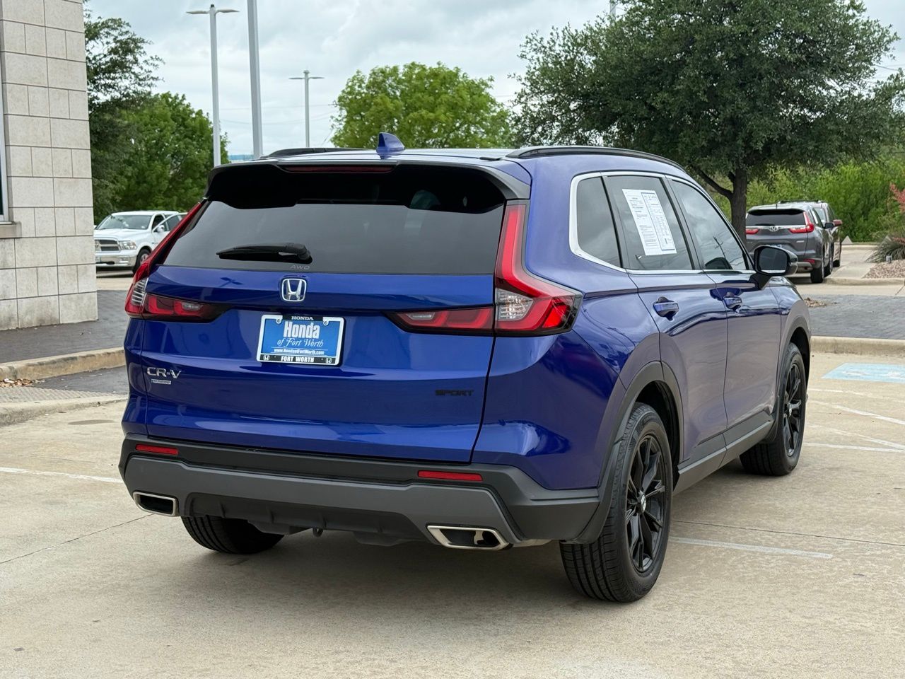 View vehicle photo 6