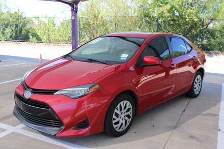 2019 Toyota Corolla LE Sedan