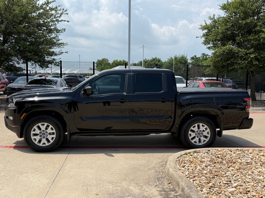 Used 2022 Nissan Frontier SV Truck Crew Cab