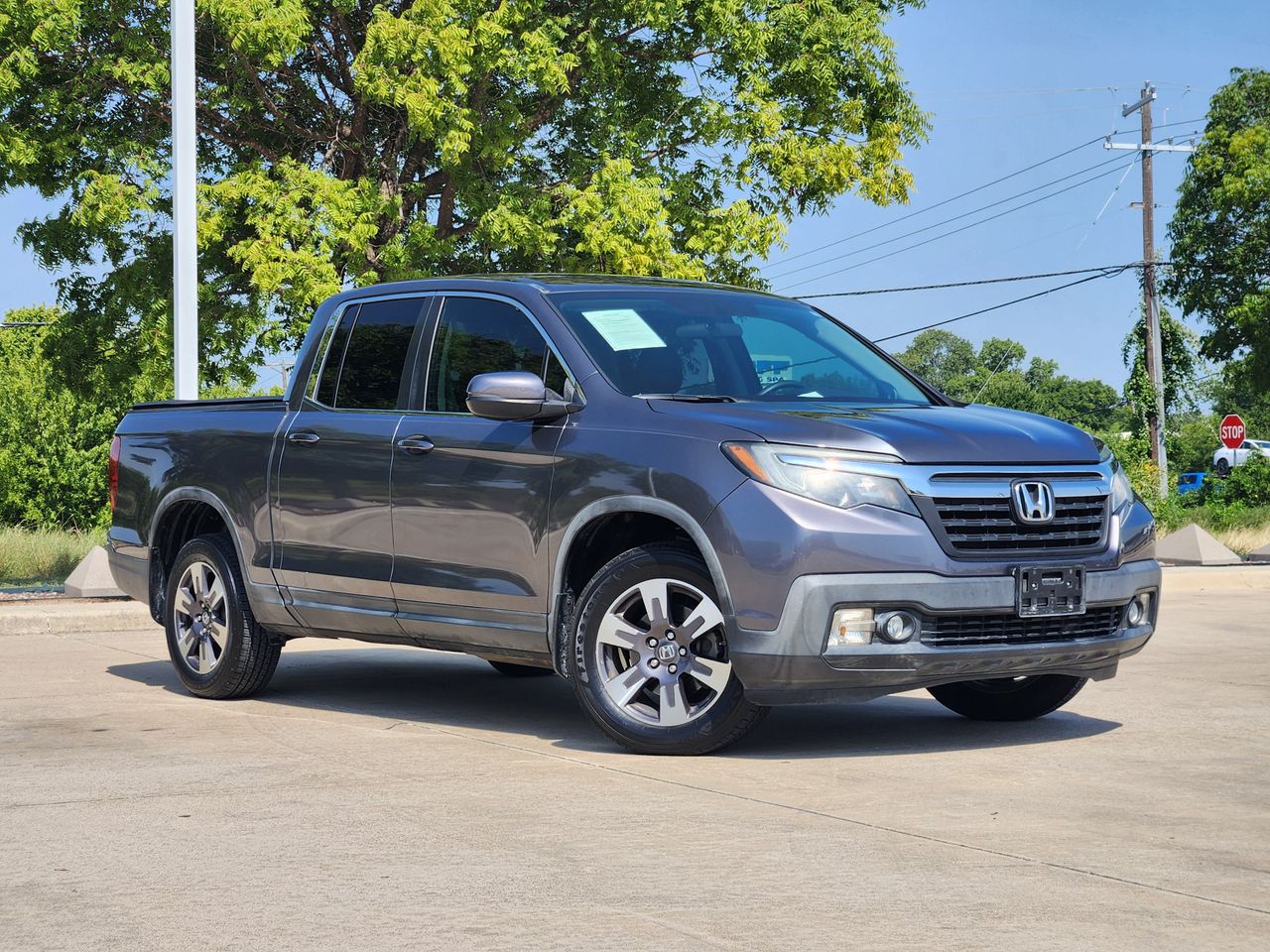 Gray (Modern Steel Metallic) 2018 Honda Ridgeline Pickup Truck All-Wheel Drive 6-Speed Automatic