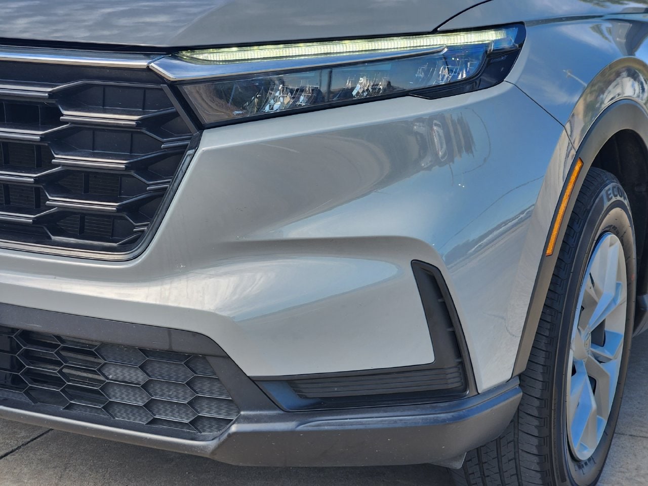 2024 Honda CR-V LX - Photo 9