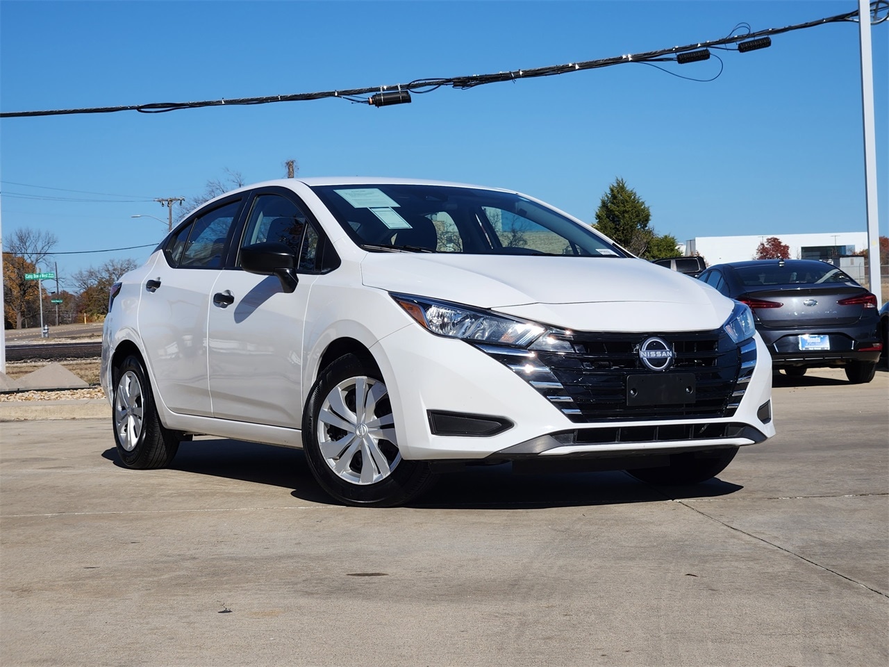 2024 Nissan Versa Sedan S's photo