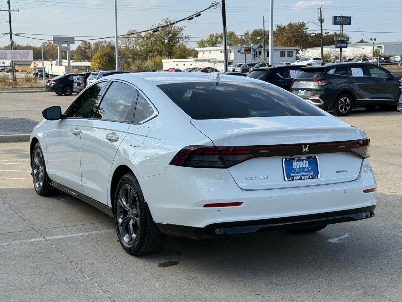 2024 Honda Accord Hybrid photo 3