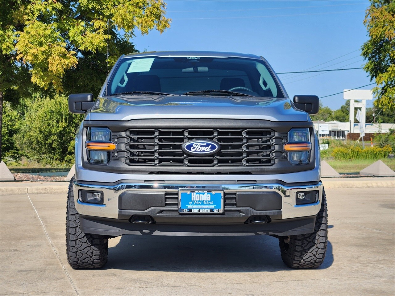2024 Ford F-150 XL photo 2