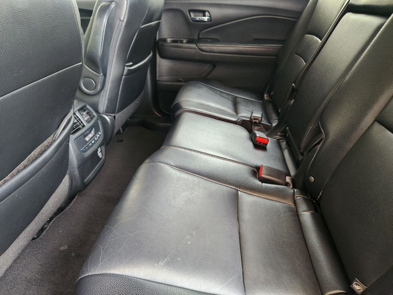 2021 Honda Pilot EX-L - Photo 29