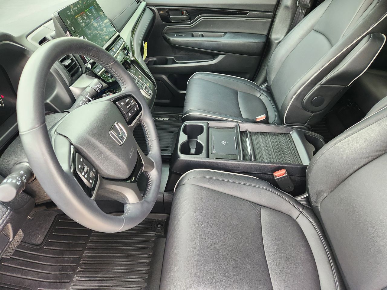 2025 Honda Odyssey Touring - Photo 12