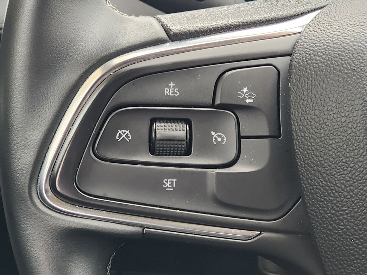 2025 Buick Encore GX Preferred - Photo 26