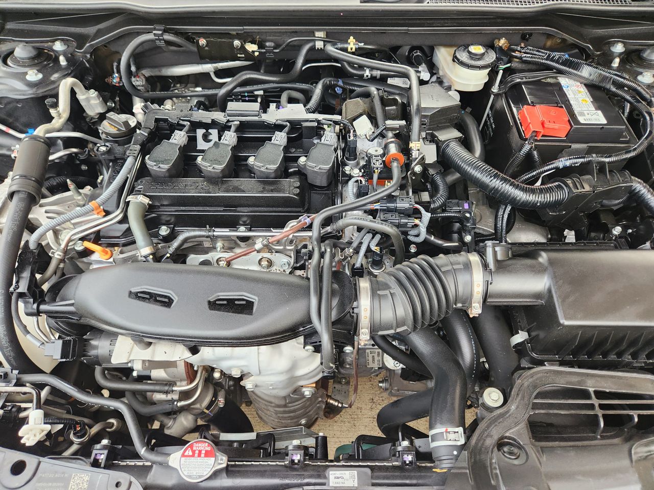 2022 Honda Civic Hatchback EX-L - Photo 30