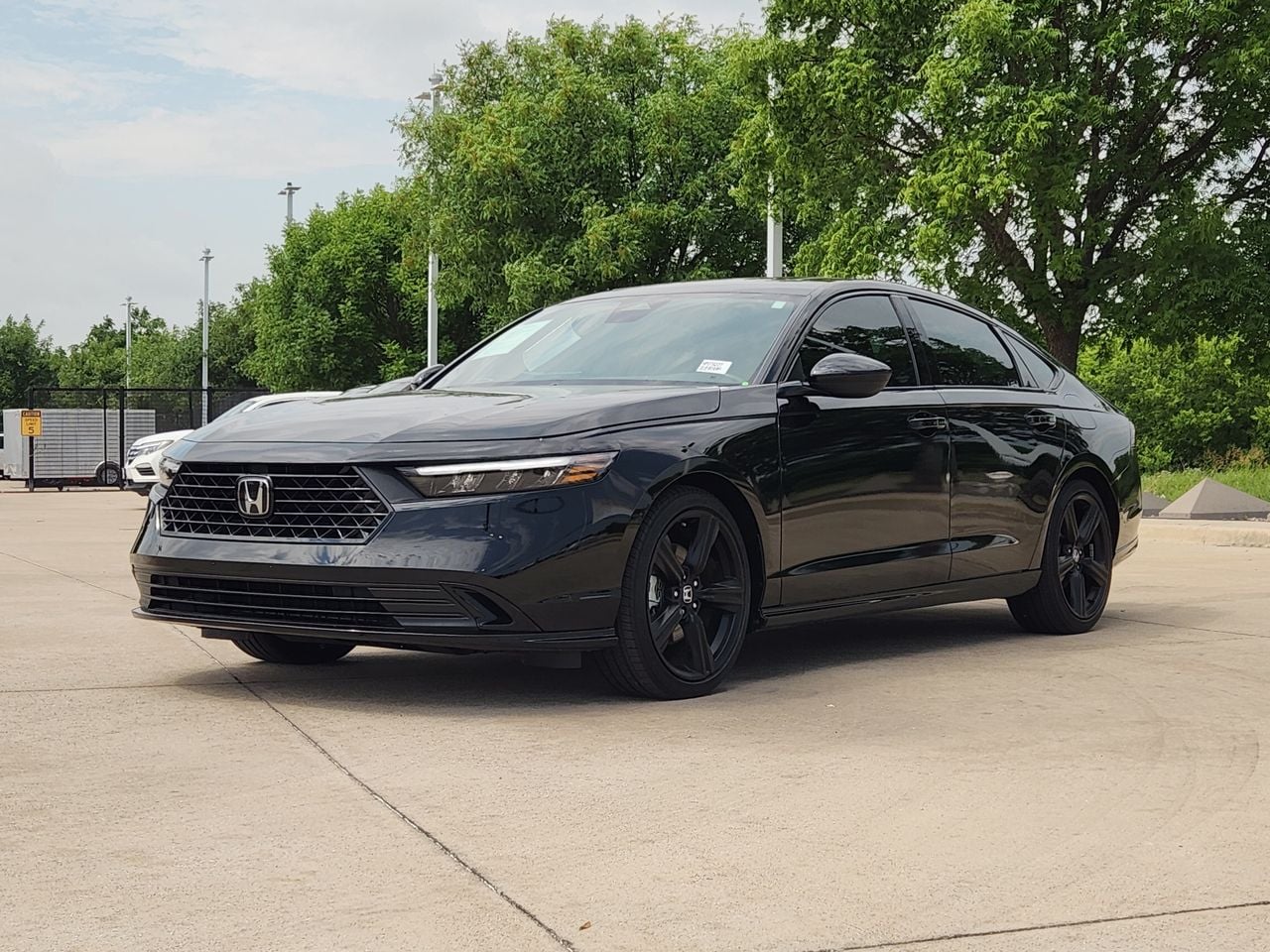 2024 Honda Accord Hybrid Sport-L - Photo 3