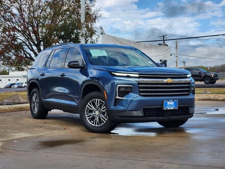 2025 Chevrolet Traverse LT SUV