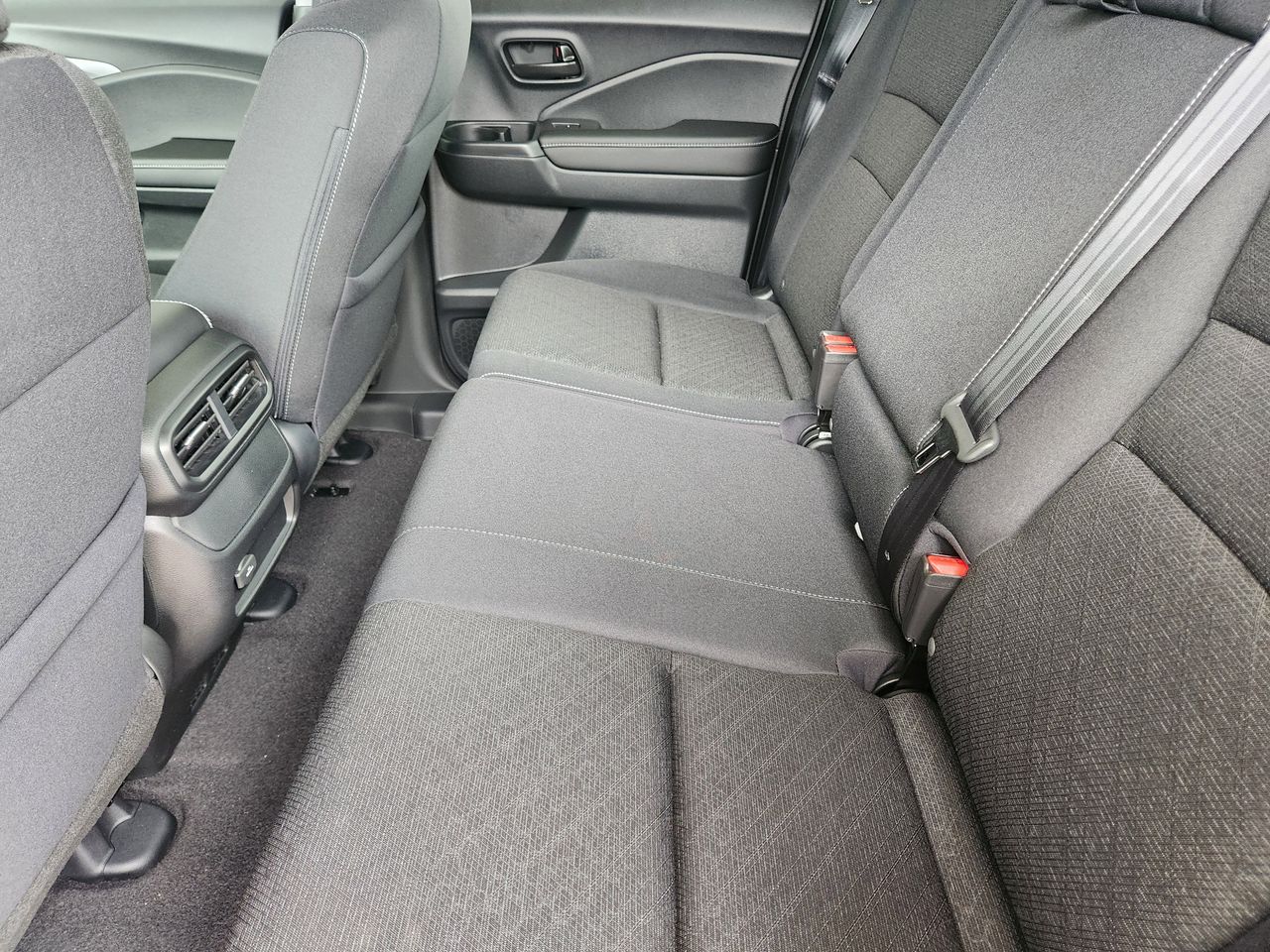 2026 Honda Ridgeline Sport - Photo 18