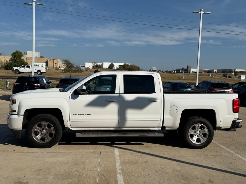 Used 2018 Chevrolet Silverado 1500 LT Truck Crew Cab