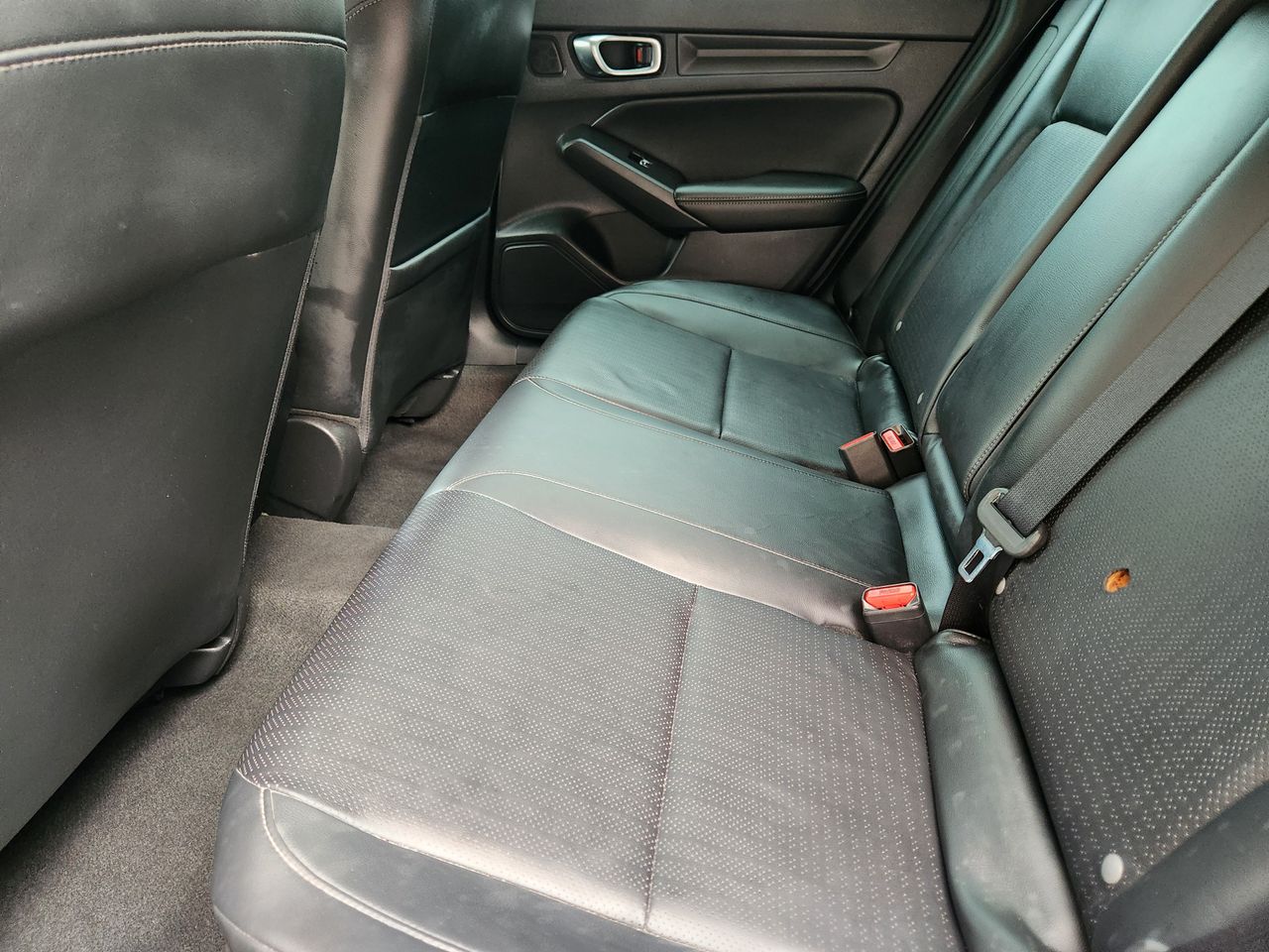 2022 Honda Civic Hatchback EX-L - Photo 29