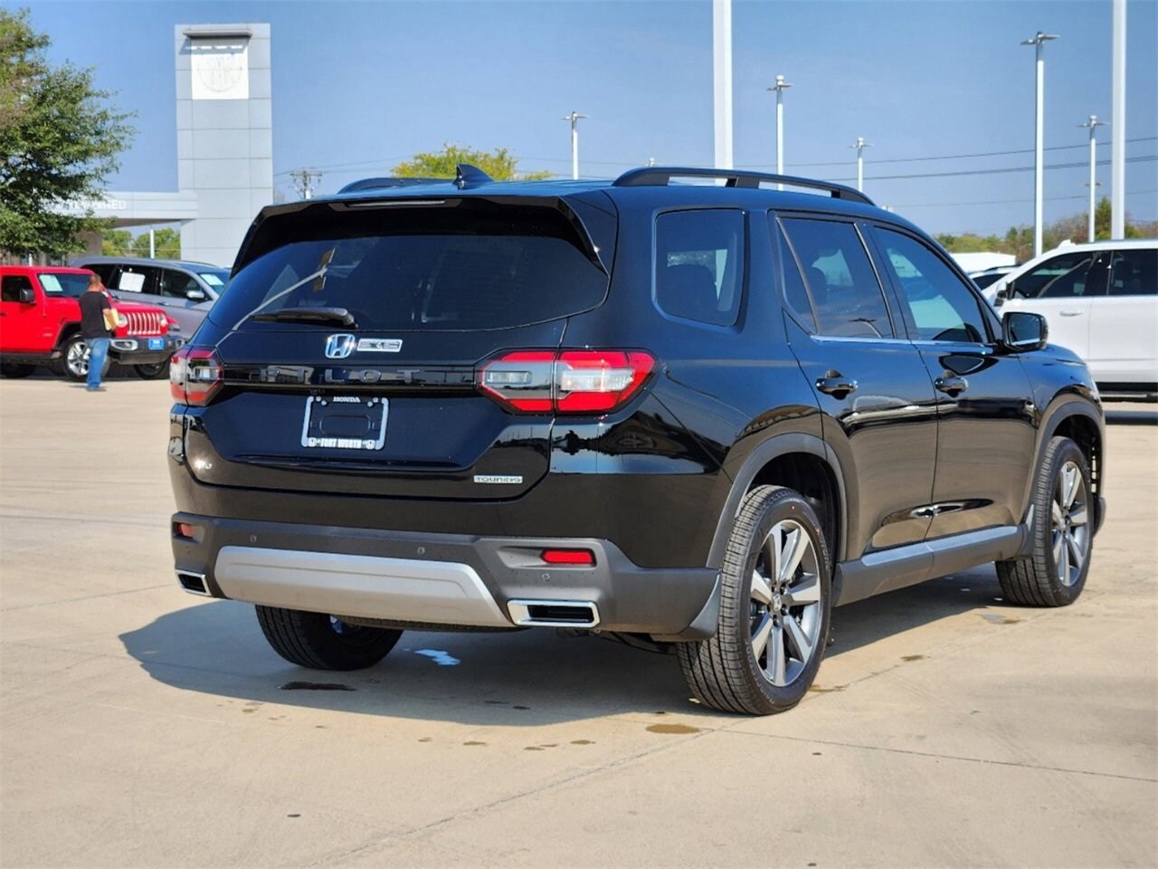 2025 Honda Pilot Touring photo 3