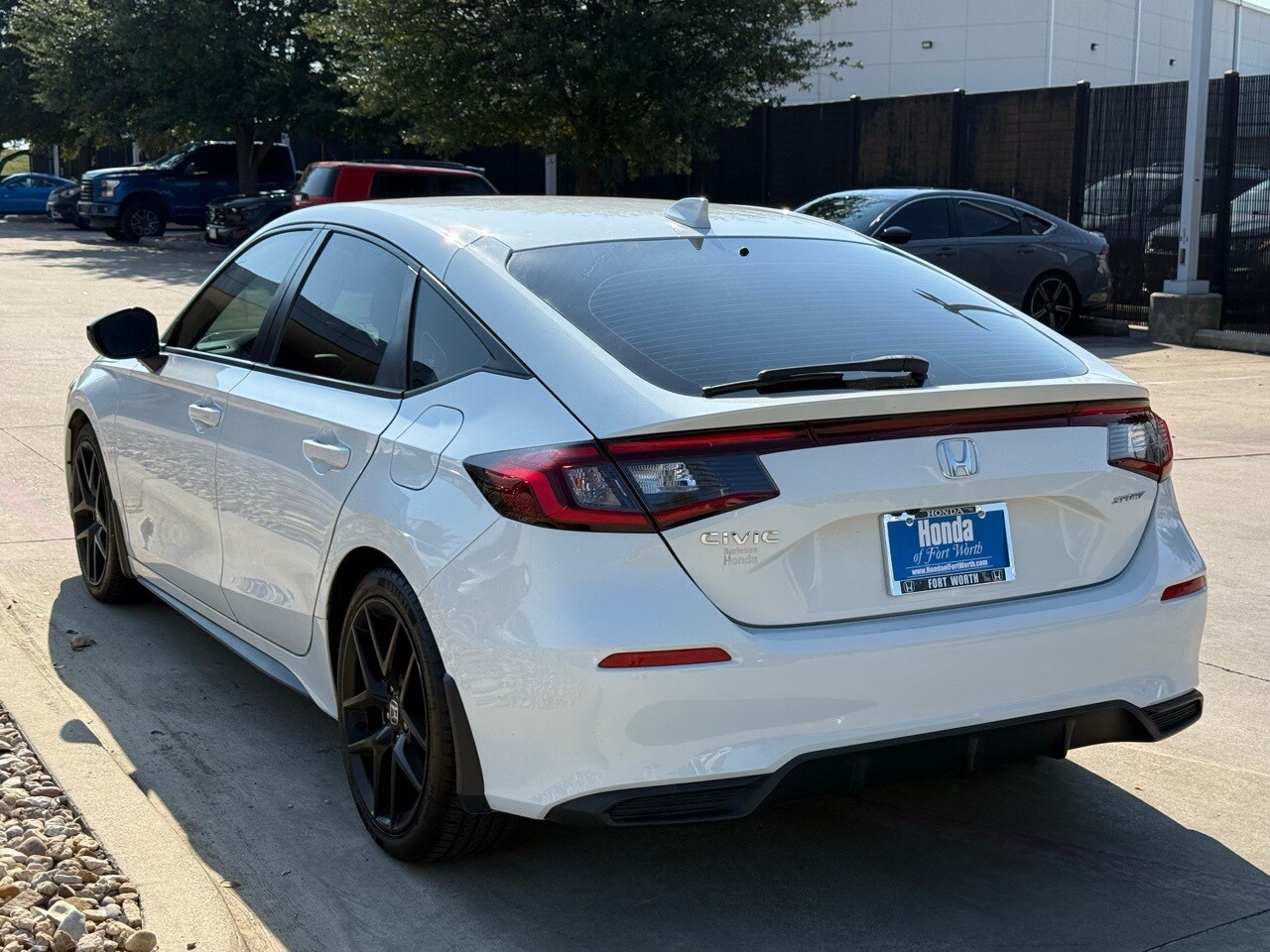 2022 Honda Civic Sport Hatchback photo 3