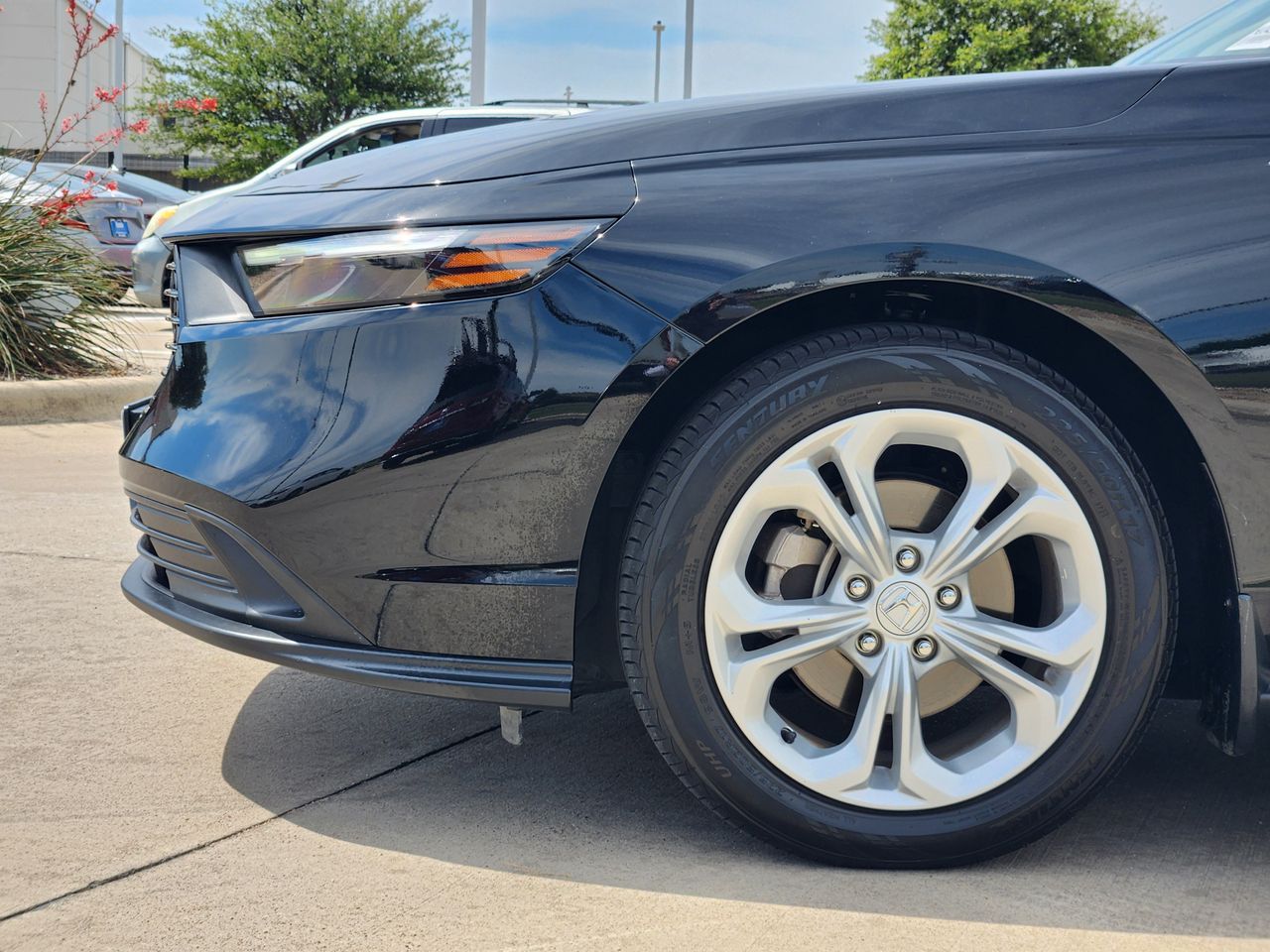 2024 Honda Accord LX - Photo 8