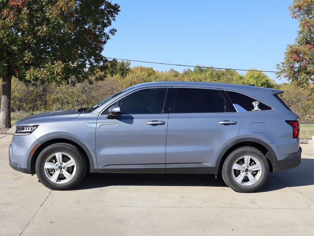 Used 2023 Kia Sorento LX SUV
