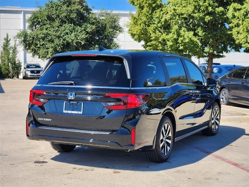 New 2026 Honda Odyssey EX-L Van Passenger