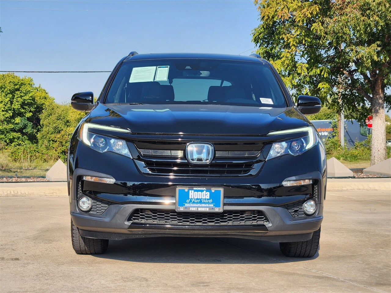 2022 Honda Pilot TrailSport photo 2