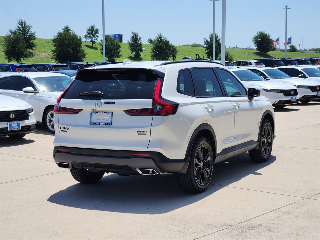 View vehicle photo 3