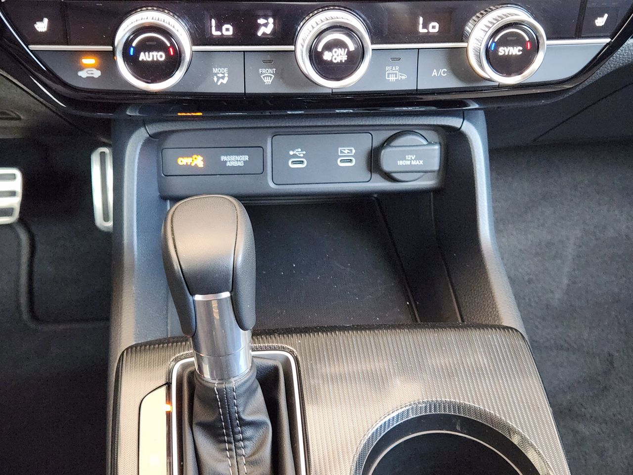 2025 Honda Civic Hatchback Sport - Photo 18