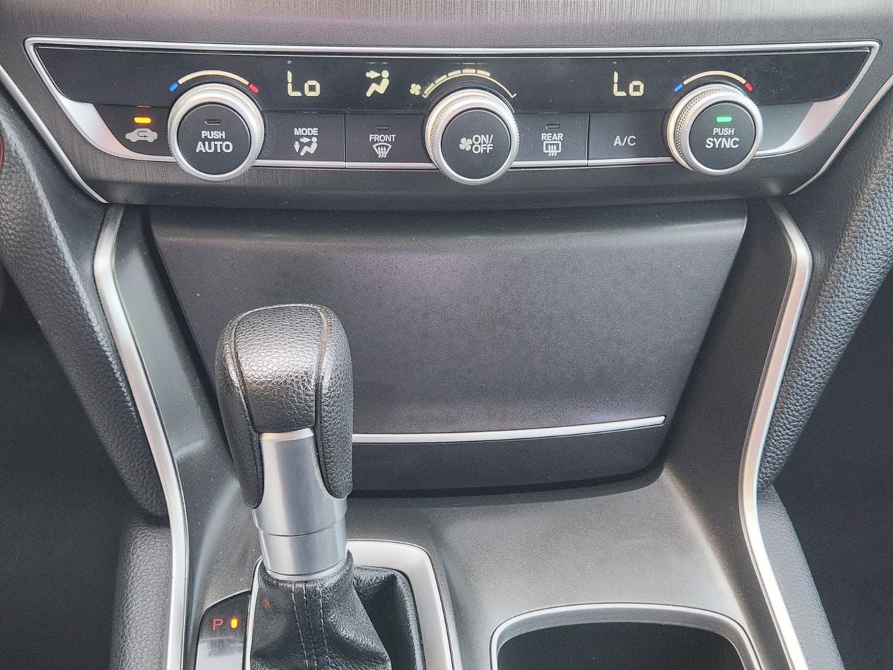 2020 Honda Accord LX - Photo 18