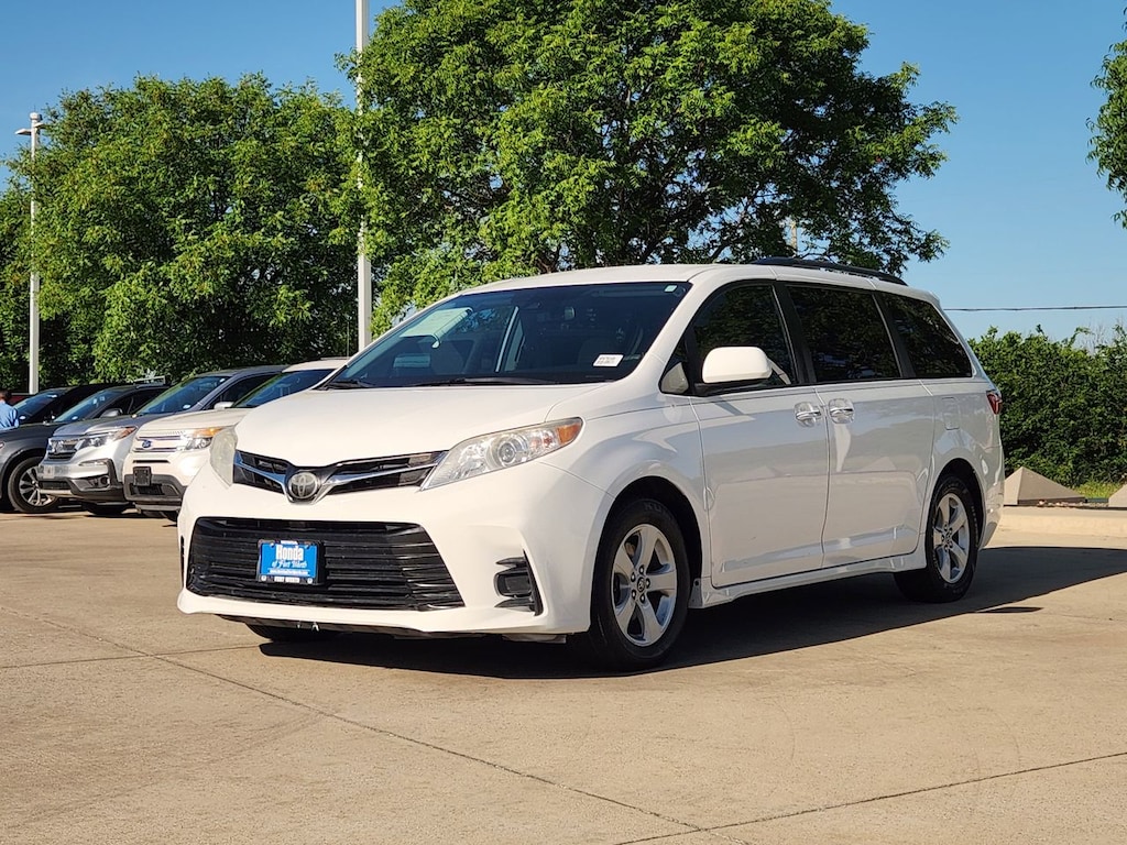 Used 2019 Toyota Sienna LE Van