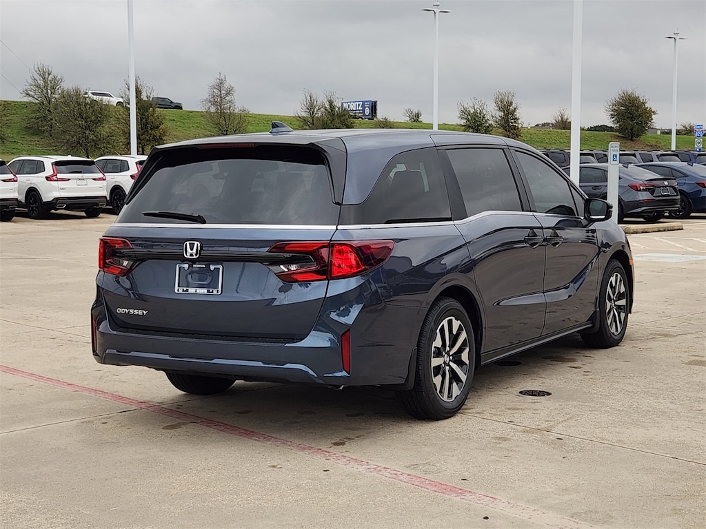 New 2026 Honda Odyssey EX-L Van Passenger