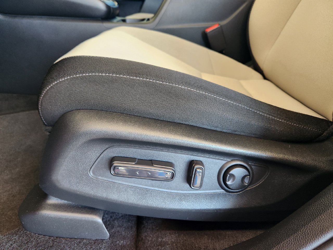 2024 Honda CR-V EX - Photo 23