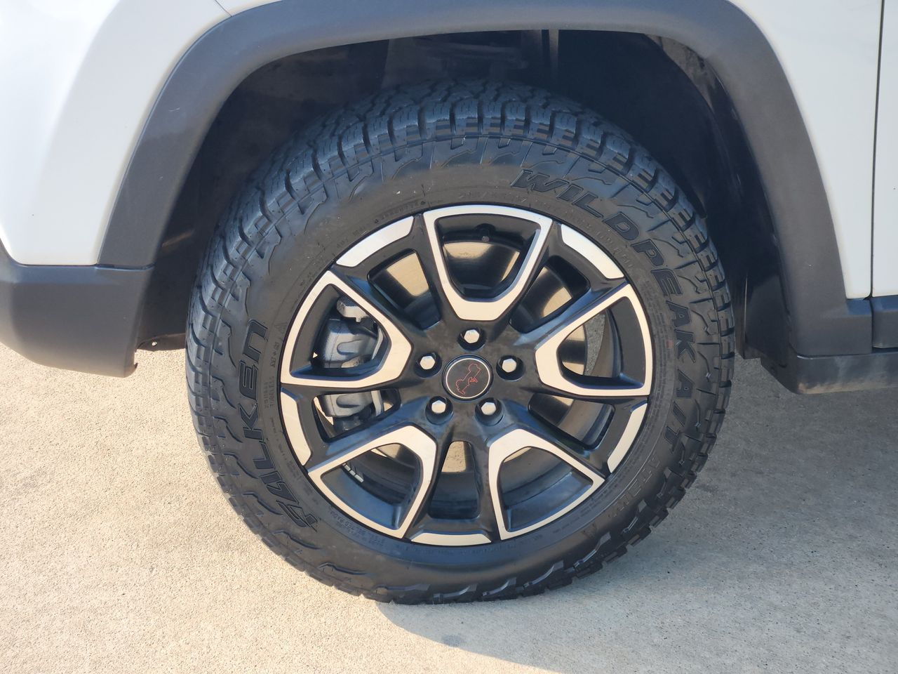 2025 Jeep Compass Trailhawk - Photo 11
