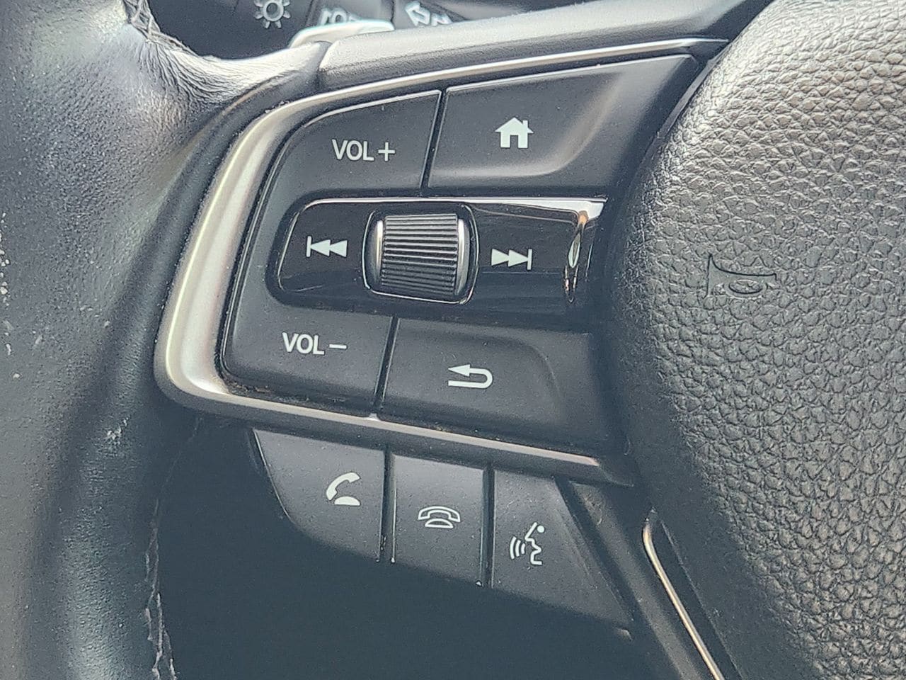 2018 Honda Accord Touring - Photo 27