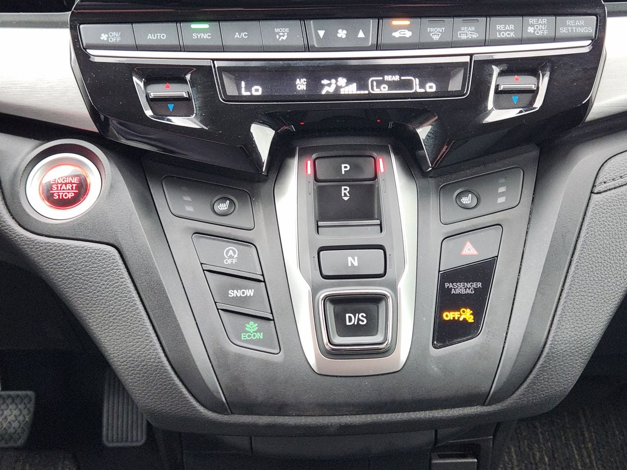 2025 Honda Odyssey EX-L - Photo 18