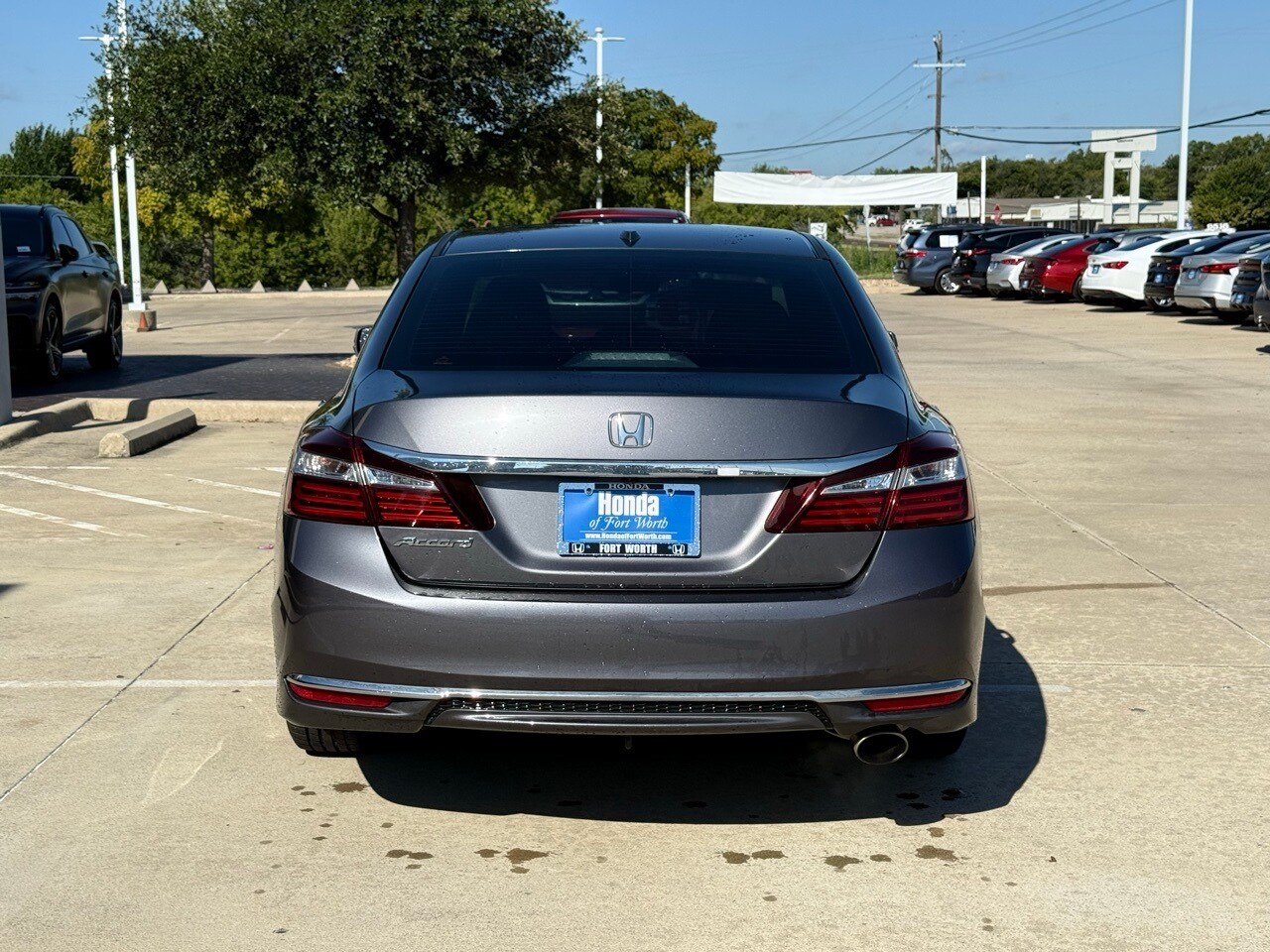 2017 Honda Accord EX-L photo 4