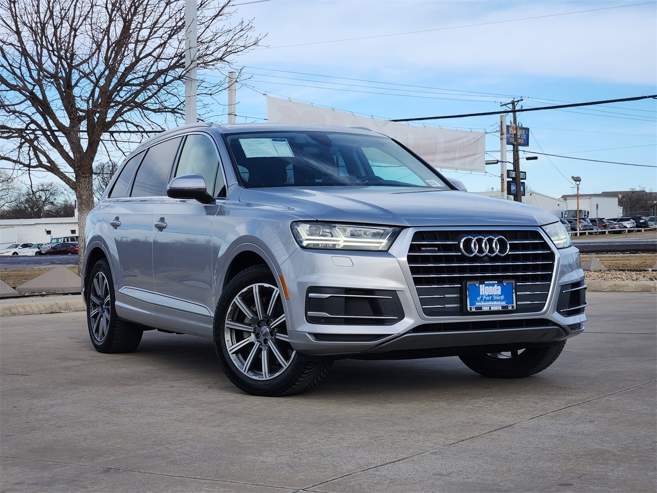 2019 Audi Q7 Premium Plus's photo