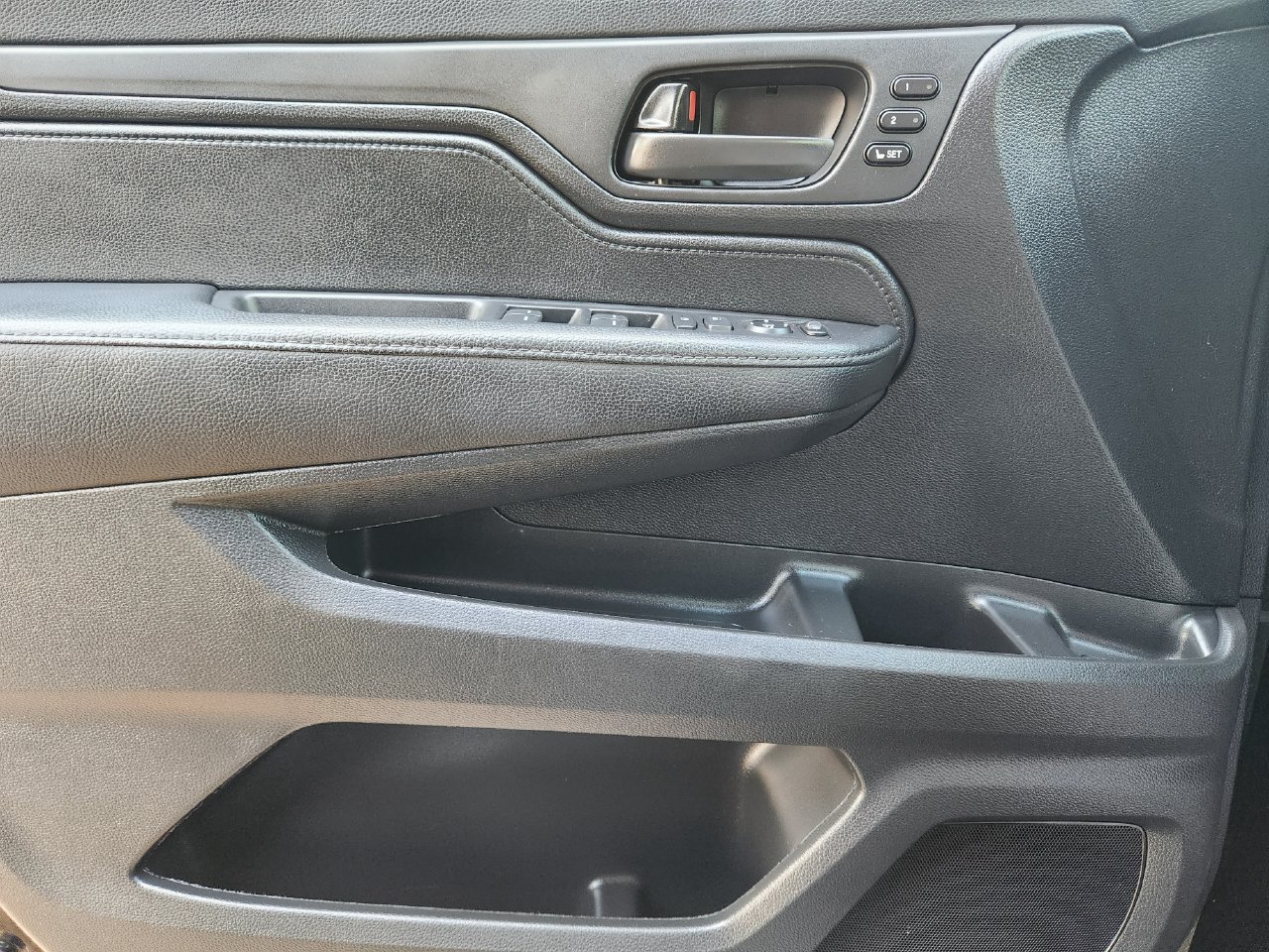 2024 Honda Odyssey SPORT - Photo 22