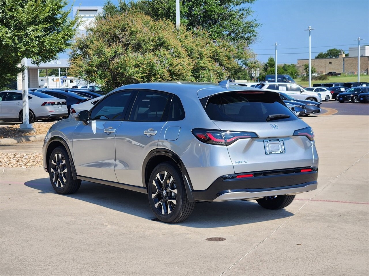 2026 Honda HR-V EX-L photo 4