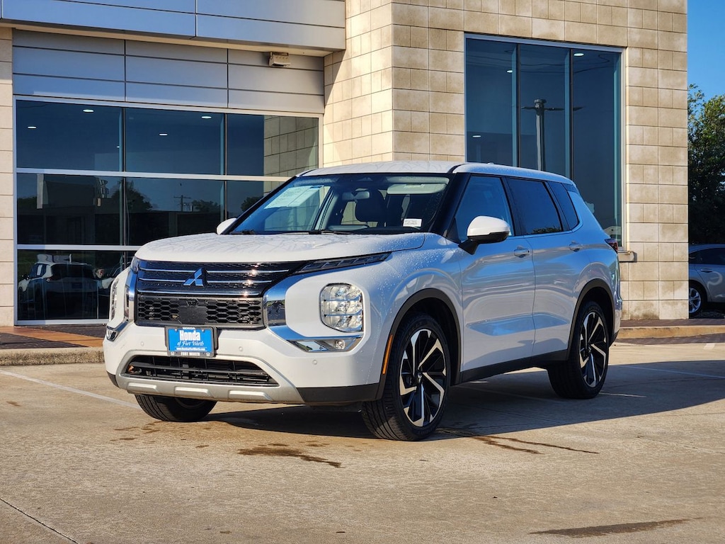 Used 2024 Mitsubishi Outlander SE SUV