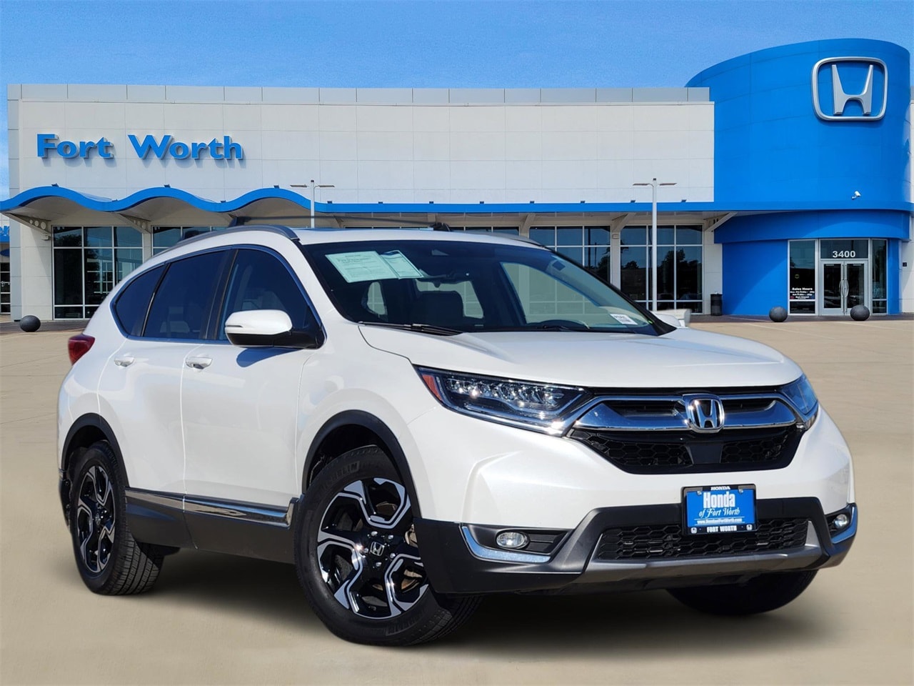 2019 Honda CR-V Touring's photo