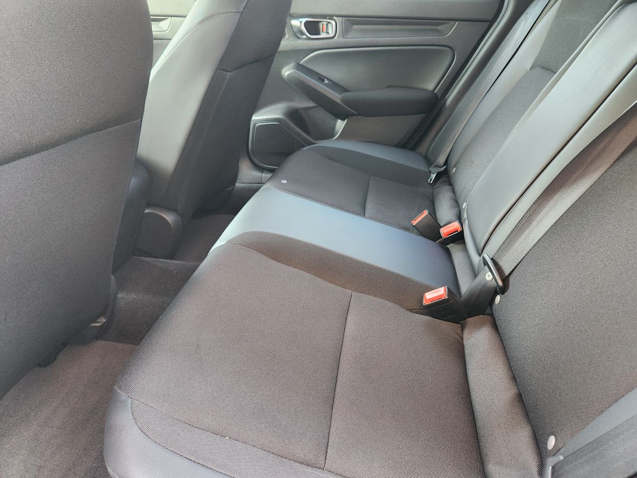 2025 Honda Civic Sport - Photo 28