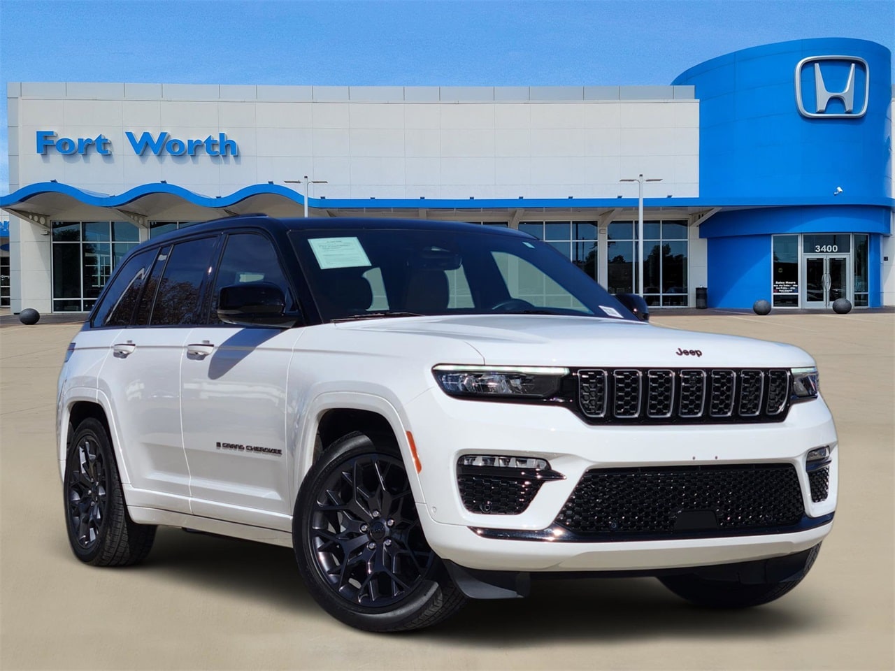 2025 Jeep Grand Cherokee Summit Reserve's photo