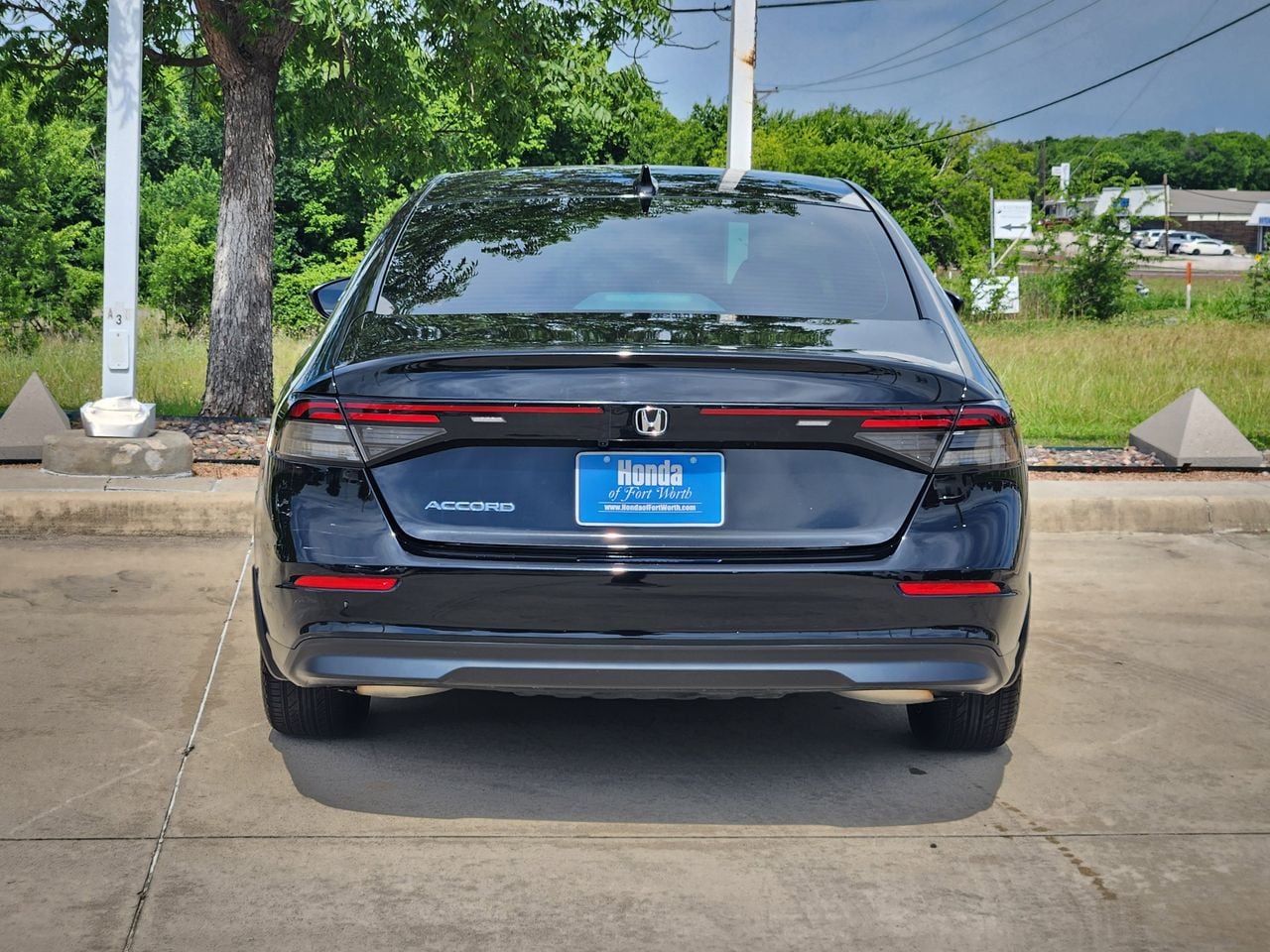 2024 Honda Accord LX - Photo 6