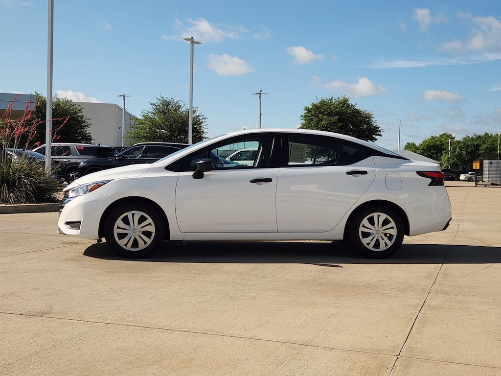 Used 2023 Nissan Versa 1.6 S Sedan