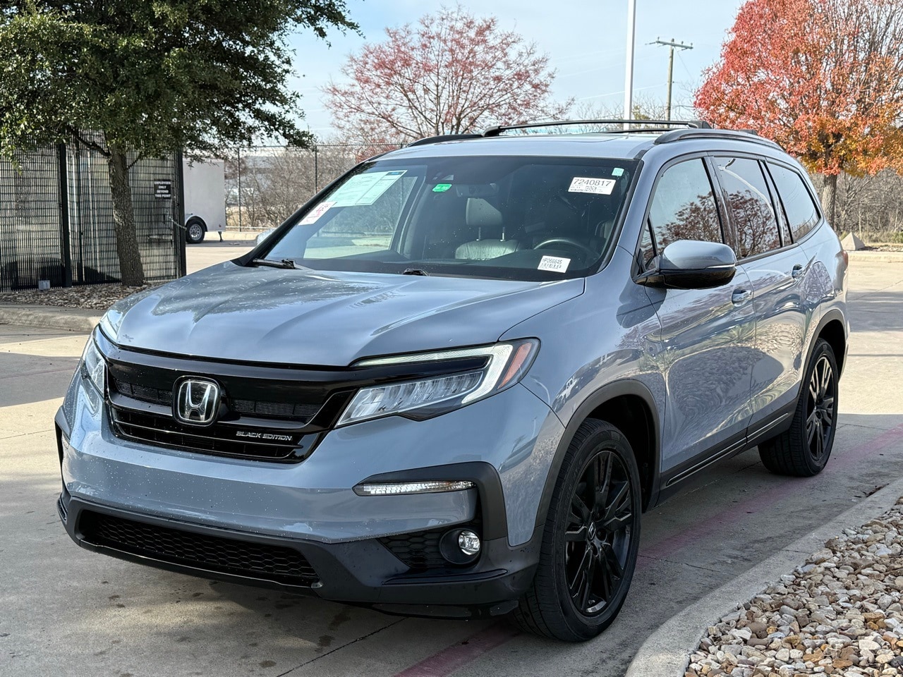 2022 Honda Pilot Black Edition's photo