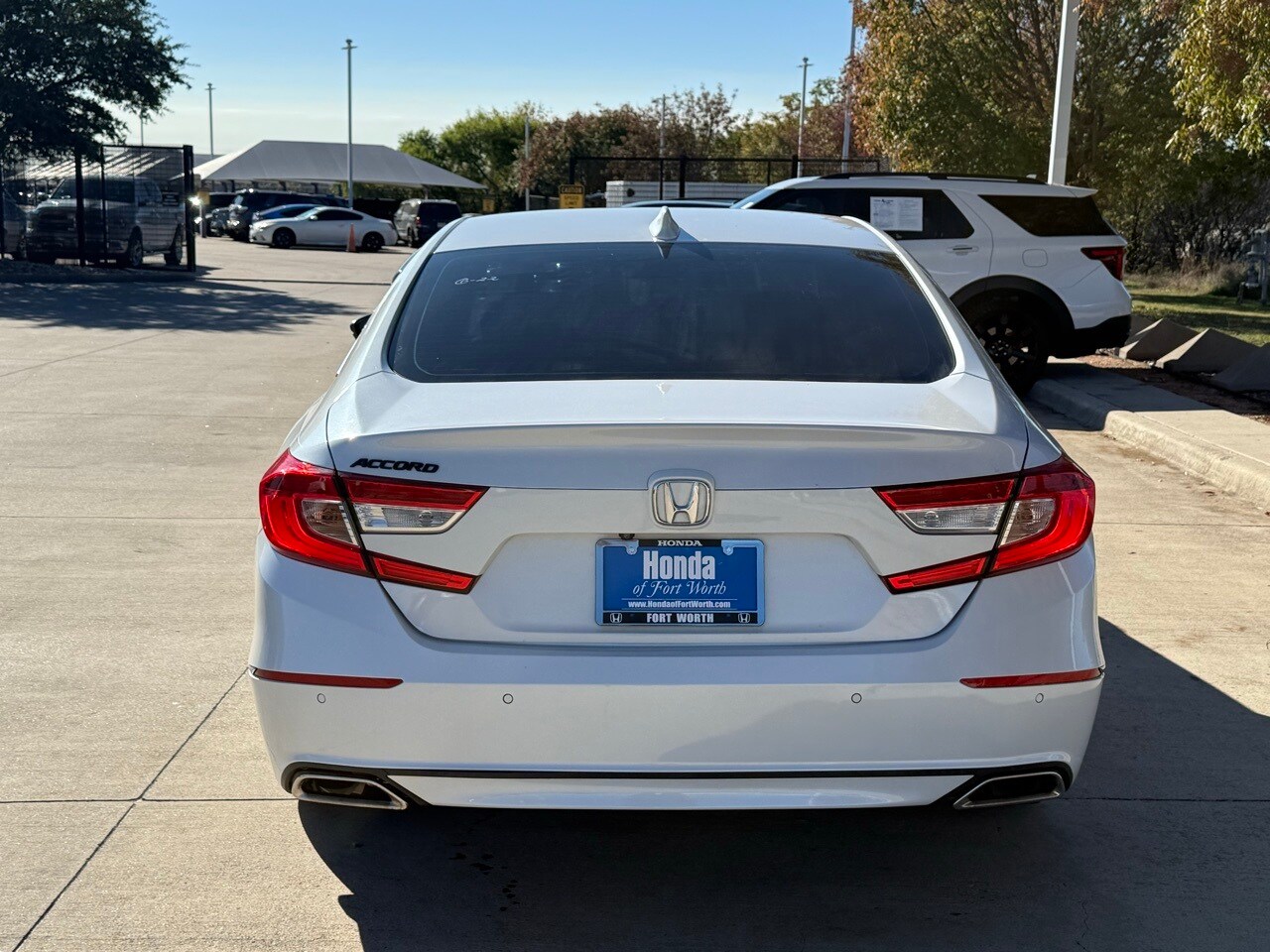 2018 Honda Accord Touring 2.0T photo 4