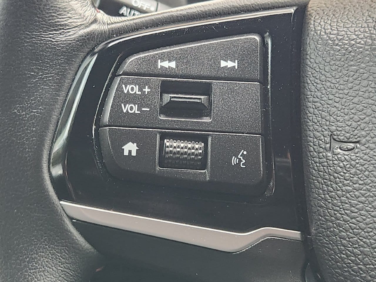 2025 Honda Odyssey Sport L - Photo 27