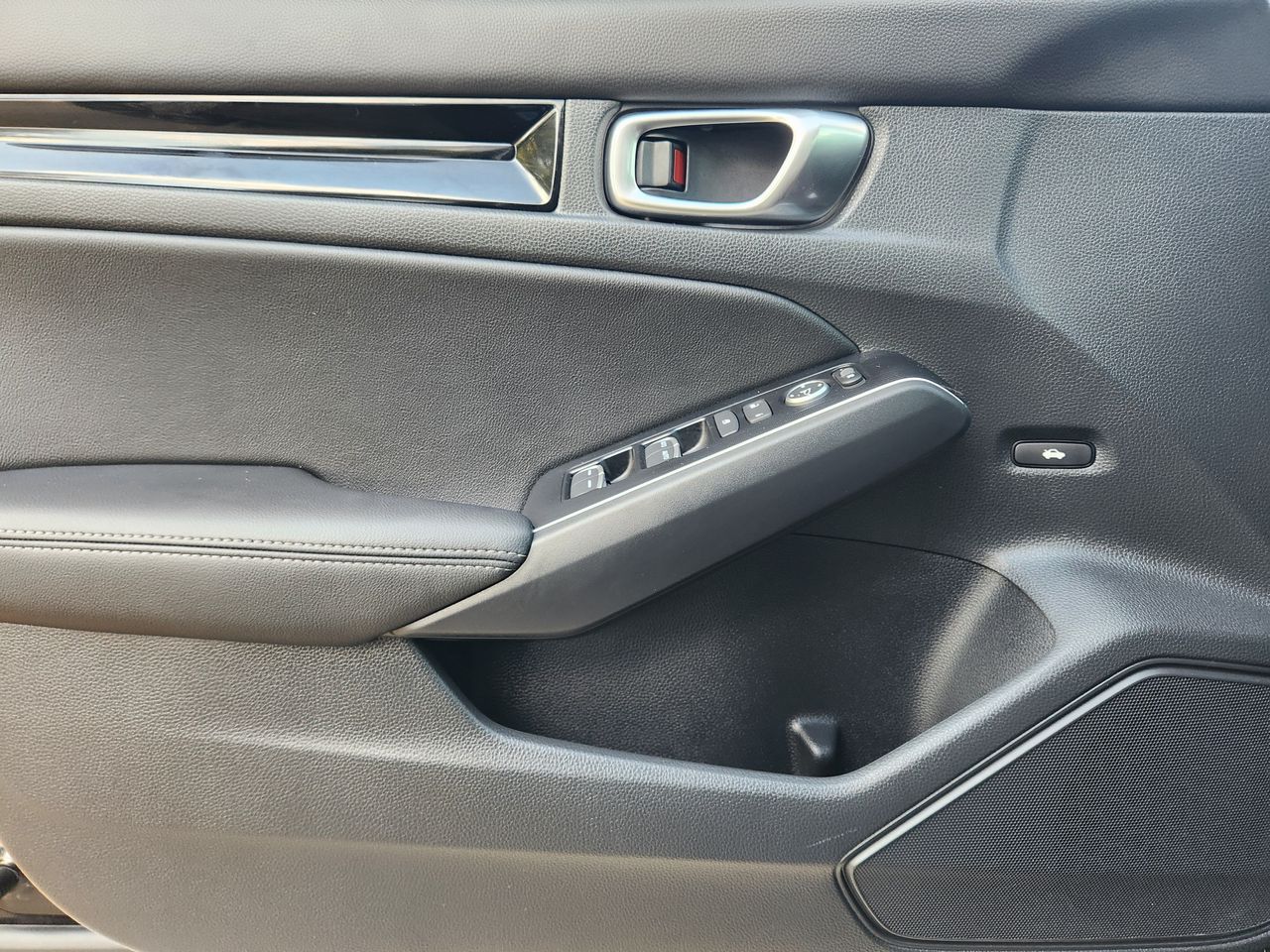 2025 Honda Civic Sport Touring - Photo 22
