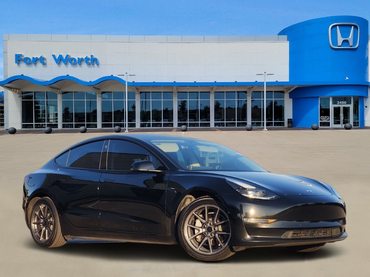 Used 2022 Tesla Model 3 Long Range with VIN 5YJ3E1EBXNF133064 for sale in Fort Worth, TX