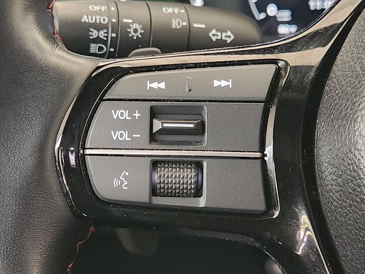 2025 Honda Pilot Black Edition - Photo 27