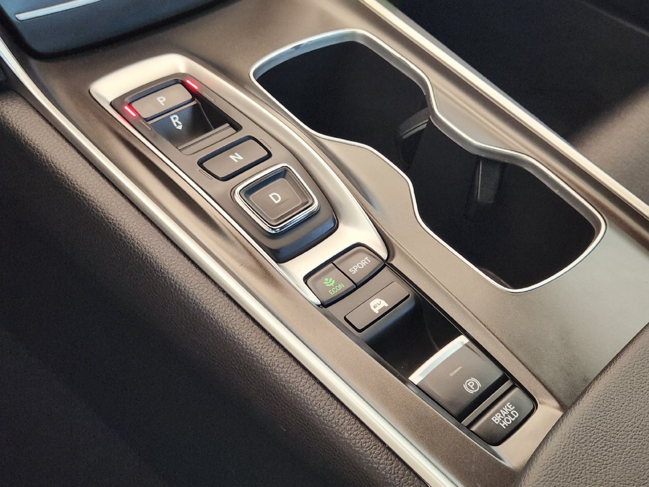 2022 Honda Accord Hybrid Sport - Photo 19