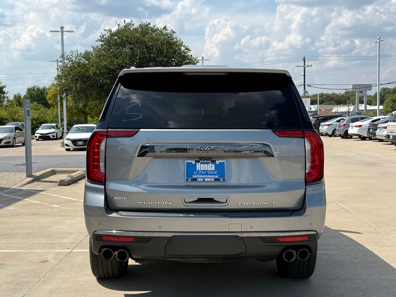 2023 Gmc Yukon Denali Ultimate photo 4
